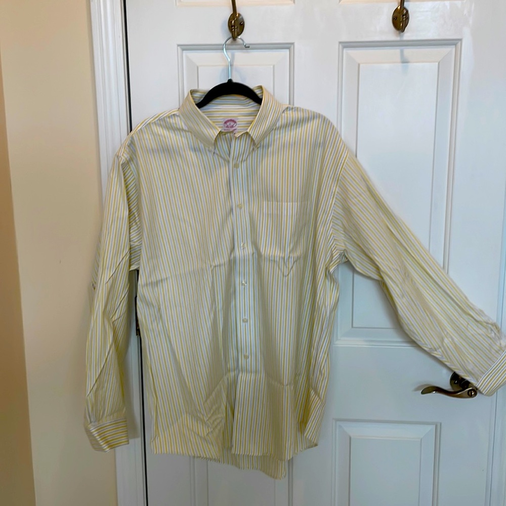 EUC Brooks Brothers Dress Shirt